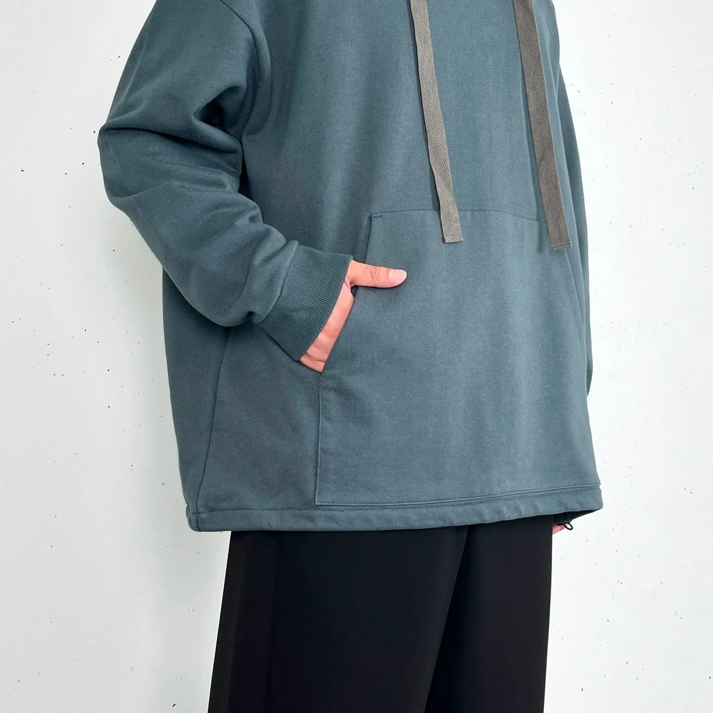 【40%OFF】Dulcamara / カンガルーポケットPK (GREEN)