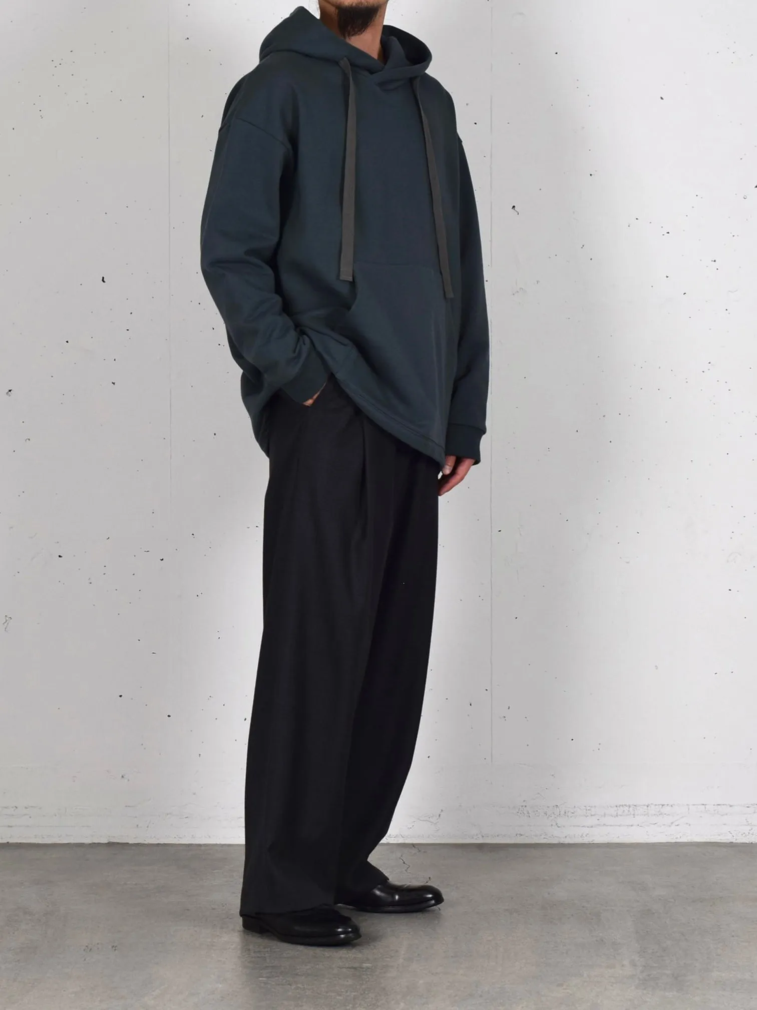 【40%OFF】Dulcamara / カンガルーポケットPK (GREEN)