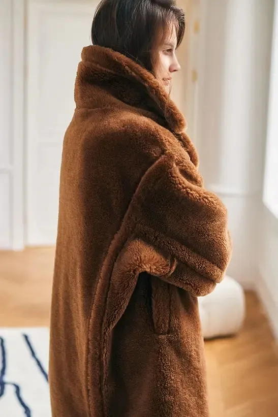 Mid-length Teddy-style Shearling Coat With Lapel Collar