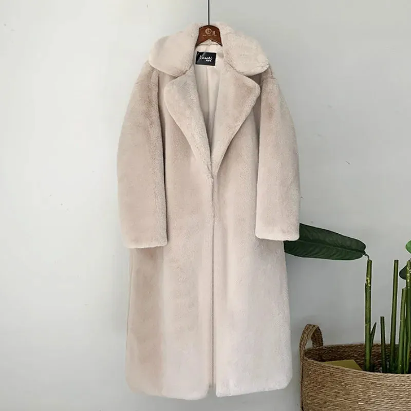 Women’s Winter Warm Faux Fur Coat - Thick & Long 
Turn Down Collar
